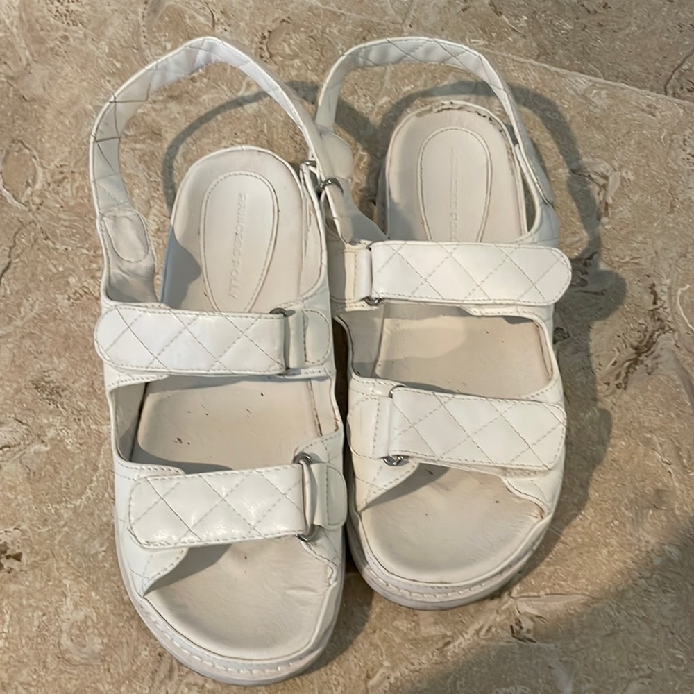 Princess Polly sandals